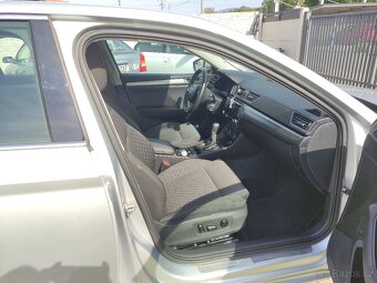 Škoda Superb 2.0 TDI 140 kW nová stk - 11