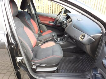 Fiat Bravo 1.4 T-JET,,výkon 110 Kw,,PĚKNÝ - 11