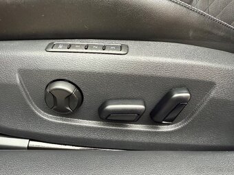 Škoda Superb 3 2.0 tdi 140kw Sportline - 11