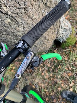 Celoodpružené kolo Agang Ninja 2.0 DH 2015 - 11