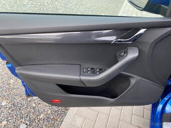 Škoda Octavia, 2.0 TSI 162kW -RS-XEN-PANORAMA - 11