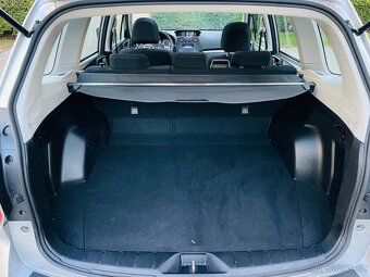 Subaru Forester 2.0i 4x4 AUTOMAT 1.MAJITEL KAMERA TAŽNÉ - 11