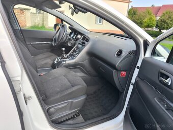 Peugeot 5008 1.6 HDi, 80 kW, r. 2011, 7 míst - 11