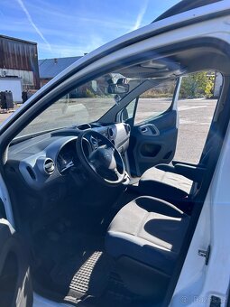 Citroen Berlingo 1.6 hdi multispace - 11