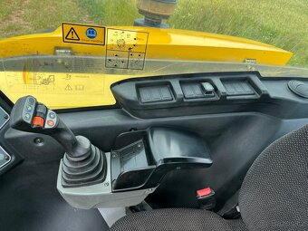 Teleskopický manipulátor Kramer 5507 - 11