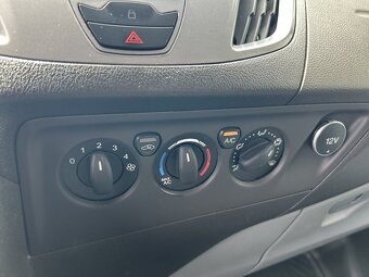 Ford Transit Custom 2.0 TDCI 2016 9 míst - 11