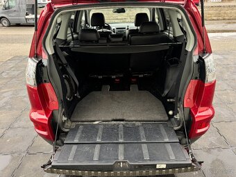 Mitsubishi Outlander 2.2Di-D 130kW 4x4, nez. topeni, 7míst - 11