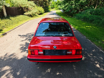 BMW E30 Coupe,1.8IS 100KW,manual,plasťák,Brillantrot,nádhern - 11
