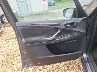 Ford Galaxy 2.0 TDCi 103KW Tažné, 7Míst, Panorama střecha - 11