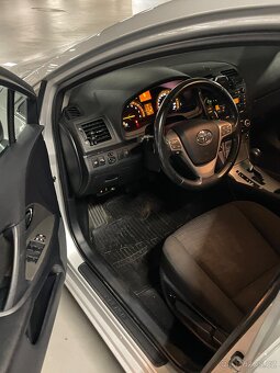 Toyota Avensis 2.0i LPG - 11