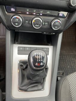 Škoda Octavia, 1,6 TDI , Manuál, 4x4 - 11