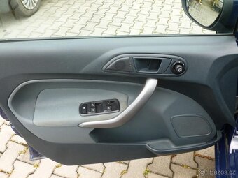 Ford Fiesta 1.3i 60KW / KLIMA / bez koroze - 11