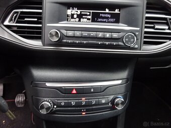 Peugeot 308 1,5 HDi - 11