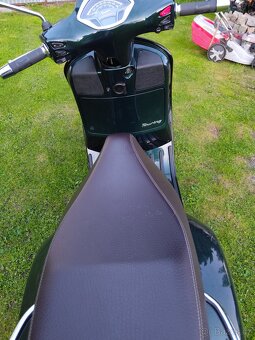 Vespa GTS 300 r.v.2021 doprava zdarma - 11