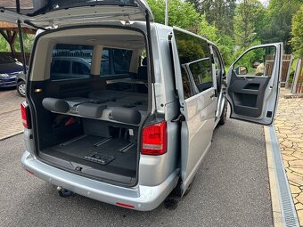 MULTIVAN 2.0TDI 103KW CAAC ALU PDC TAŽNÉ SUNSET NAVI KAMERA - 11