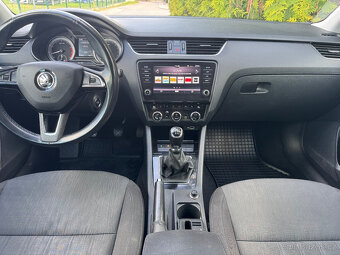 OCTAVIA 1.5TSI 110kW STYLE+ LED KOUPENO V ČR ODPOČET DPH - 11
