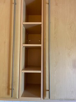 Moderní kuchyňská linka se spotřebiči - 11