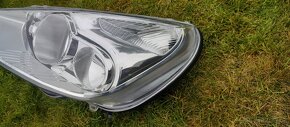 Ford Mondeo MK4 S-Max MK1 Galaxy MK3 - Lave predni svetlo - 11