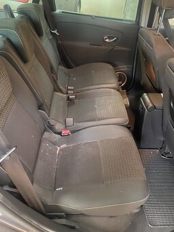 Renault Grand Scenic lll - 11