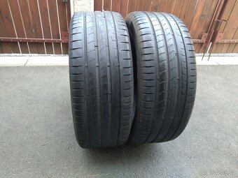 Prodám 2 letní gumy Continental 235/55 R18 DOT 5023 - 11