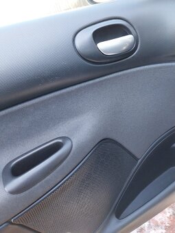 Peugeot 206+ - 11