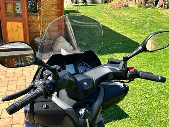 Kymco X-Town 125i - 11