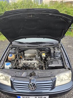Prodám golf variant 4 (bora) rok 2000 STK nová před 2 měsíci - 11