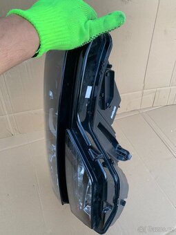 predni svetlo pravy prave led skoda karoq - 11