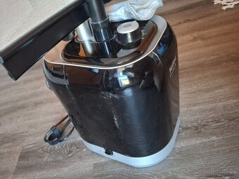 Napařovač oděvů Tefal - 11