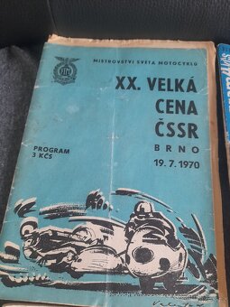 Programy závodu..11x - 11