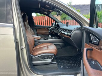 Audi Q7 3.0tfsi 245kw,automat,virtuál budíky,161tis.km,2018 - 11