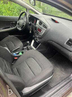KIA CEED 1.4 73kw 2013 najeto 63.000km - 11