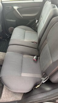 Toyota Rav4 D4D 2.0 tdi 4x4 - 11
