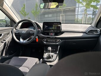 Hyundai i30 kombi 1.5i DPI 71kW SMART 2025 - 11