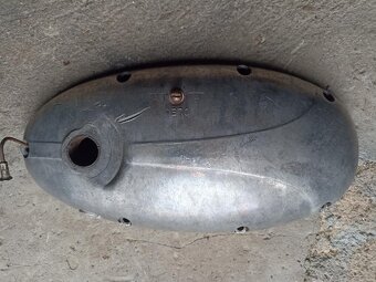 Víko motoru Jawa 250 / 559 / 353,strana spojky,zapalování - 11