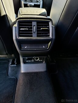 Škoda Kodiaq Alcantara 7- míst - 11