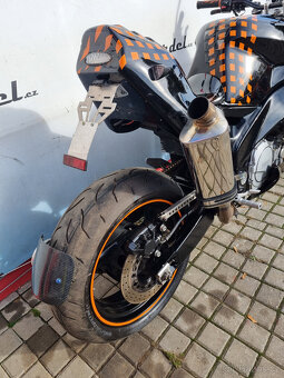 Yamaha FZR 1000 EXUP - 11