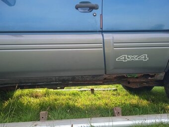 Nissan Terrano 2.7TD 2004 92kw - 11