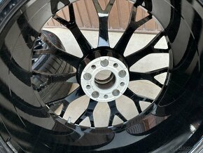 Nova sada Mercedes R20 C63 AMG W206 Original Michelin - 11