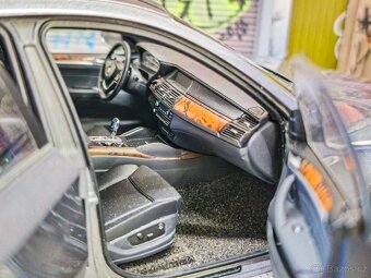 BMW X6 1:18 Kyosho - 11