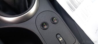 Nissan Qashqai +2,2.0i - 11