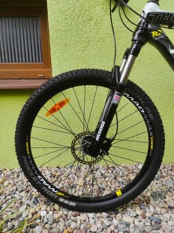 Značkové horské kolo KELLYS THORX 27,5"/L - DISC - 11