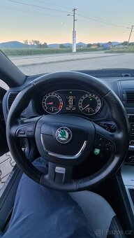 Škoda Octavia RS 2,0 TDi CR DSG F1, xenon navi ťažné - 11