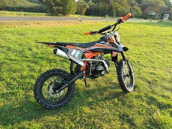 Pitbike Shark E-start 125ccm 17x14 oranžová - 11