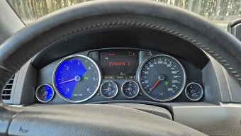 Volkswagen Touareg 3.0 TDI 176kw - 11