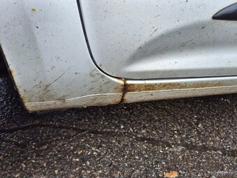 Kia Ceed 2007 1.6 CRDi - klima, tažné, vyhřívané sedačky - 11