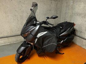 Yamaha XMAX 300 2019 - Perfektni stav - DPH - 11