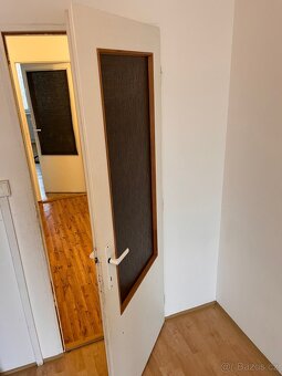 ZDARMA ZA ODVOZ KUCHYNĚ, DVĚRE, NÁBYTEK, SPOTŘEBIČE, SKŘÍNĚ - 11