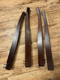 Rozkládací jídelní stůl - 11