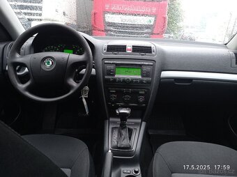 ŠKODA OCTAVIA 2 COMBI 1.9 TDI jen 168tis.km,DSG - 11